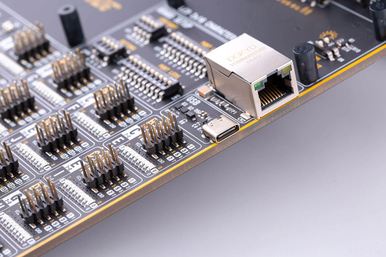 Fusion for ARM v8 + MCU CARD for STM32 STM32F407ZG